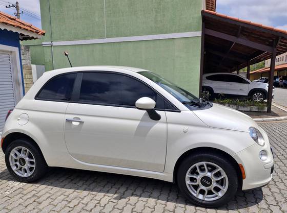 FIAT 500 1.4 CULT 8V FLEX 2P AUTOMATIZADO FIAT 500 1.4 CULT 8V FLEX 2P AUTOMATIZADO